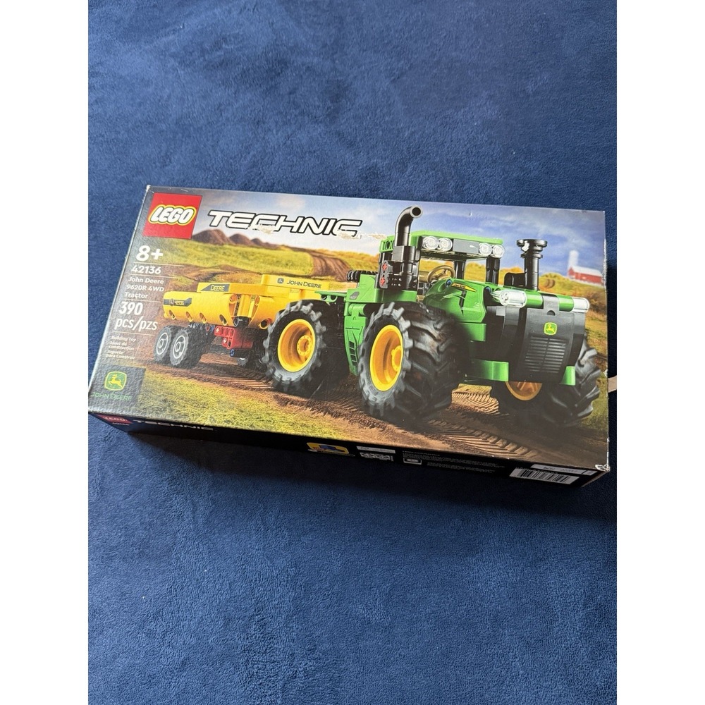 LEGO TECHNIC 42136 John Deere 9620R 4WD Tractor Set (Brand New)
